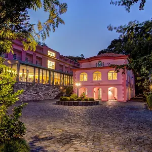 Bio - Quinta Da Serra Câmara de Lobos